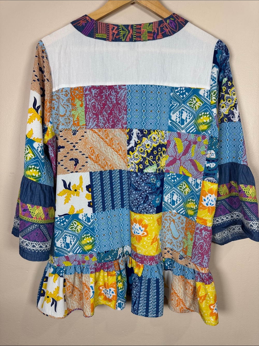 Calessa Embroidered Patchwork Top Multicolor M Ruffle Colorful Bolo - Picture 6 of 9
